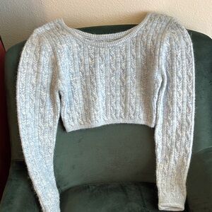 Cable Knit Cropped Sweater - Light Gray